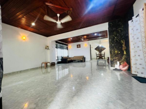 New Well House Apartment